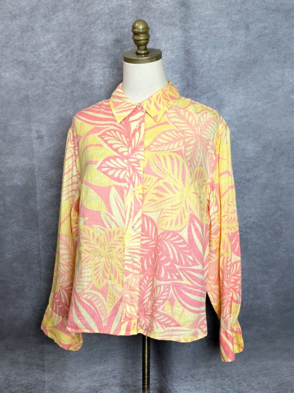 Talbots Linen Button Down Shirt M Coral Sand Yellow Botanical Resort Blouse - Picture 4 of 7